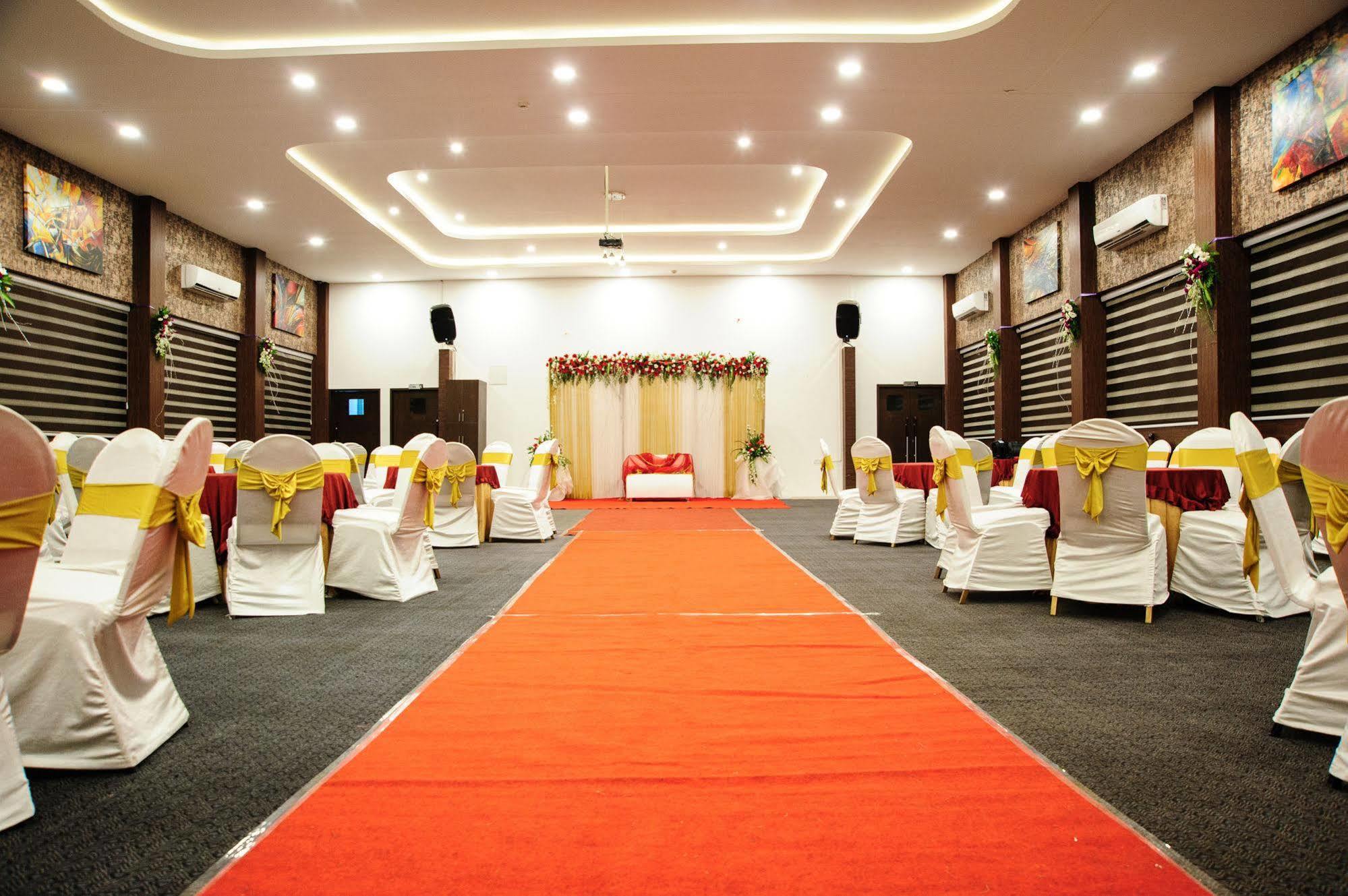 Octave Hotel & Spa - Sarjapur Road Bangalore Exterior photo